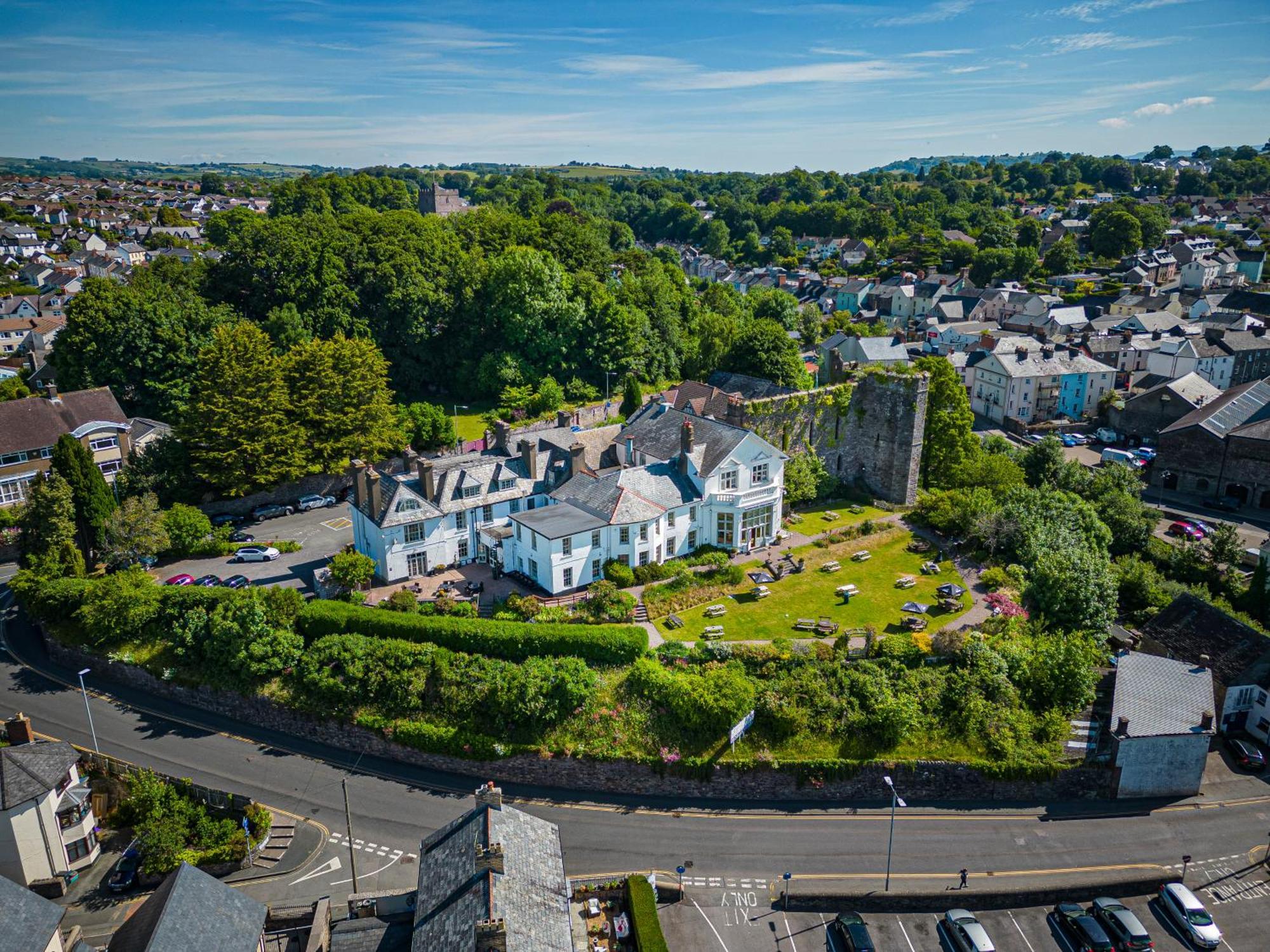 The Castle Of Brecon Hotel, Brecon, Powys المظهر الخارجي الصورة