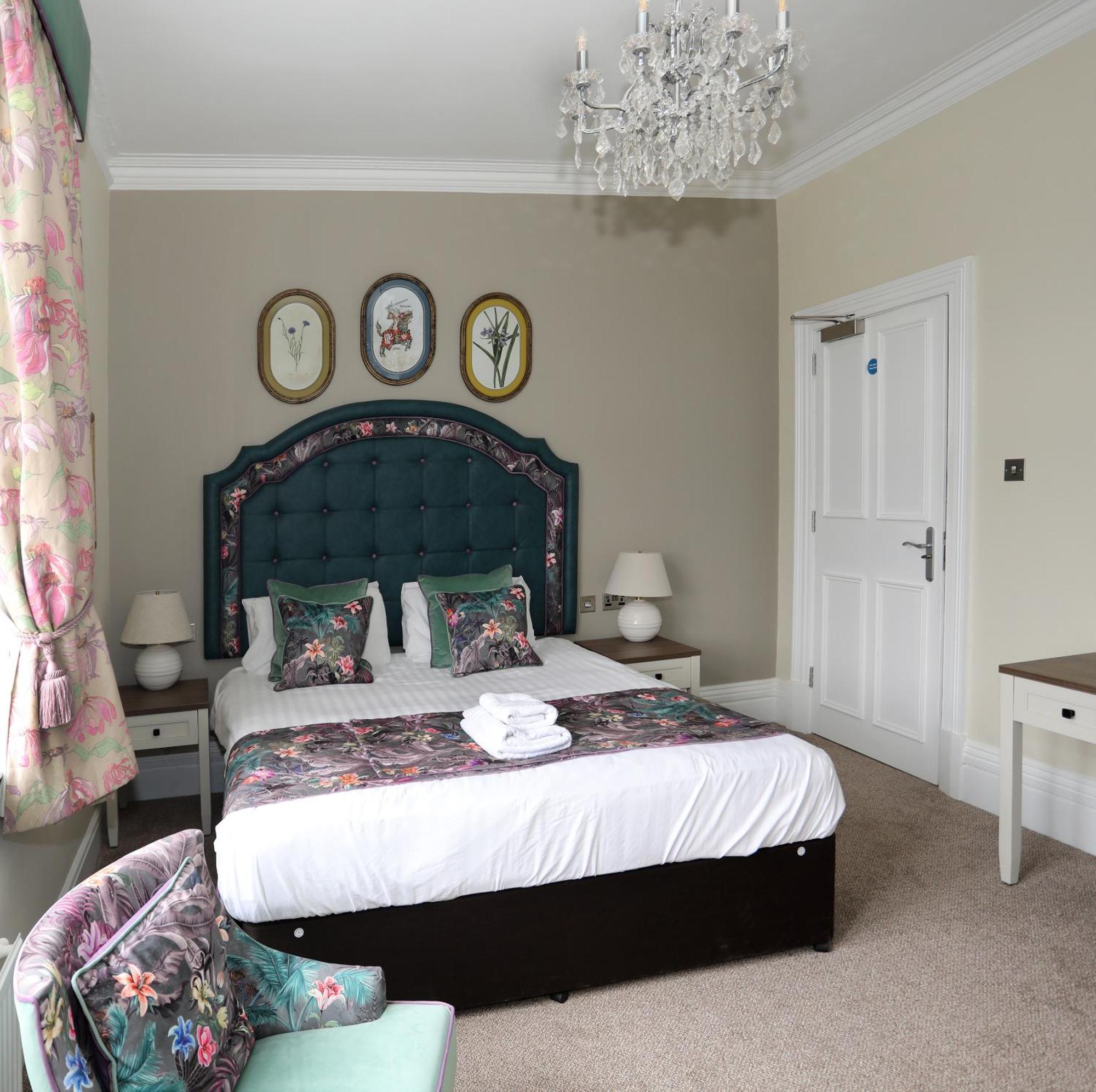 The Castle Of Brecon Hotel, Brecon, Powys المظهر الخارجي الصورة