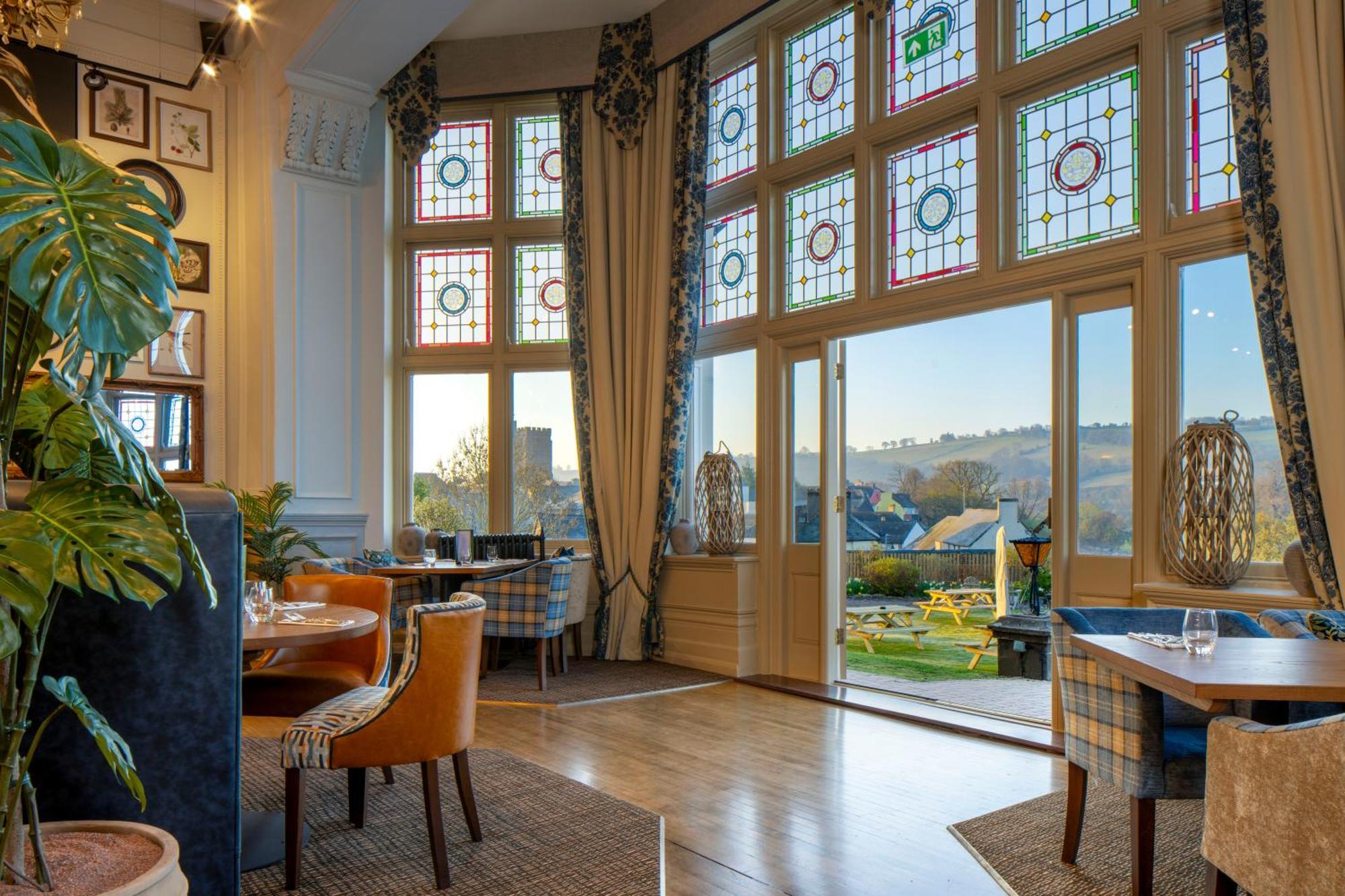 The Castle Of Brecon Hotel, Brecon, Powys المظهر الخارجي الصورة