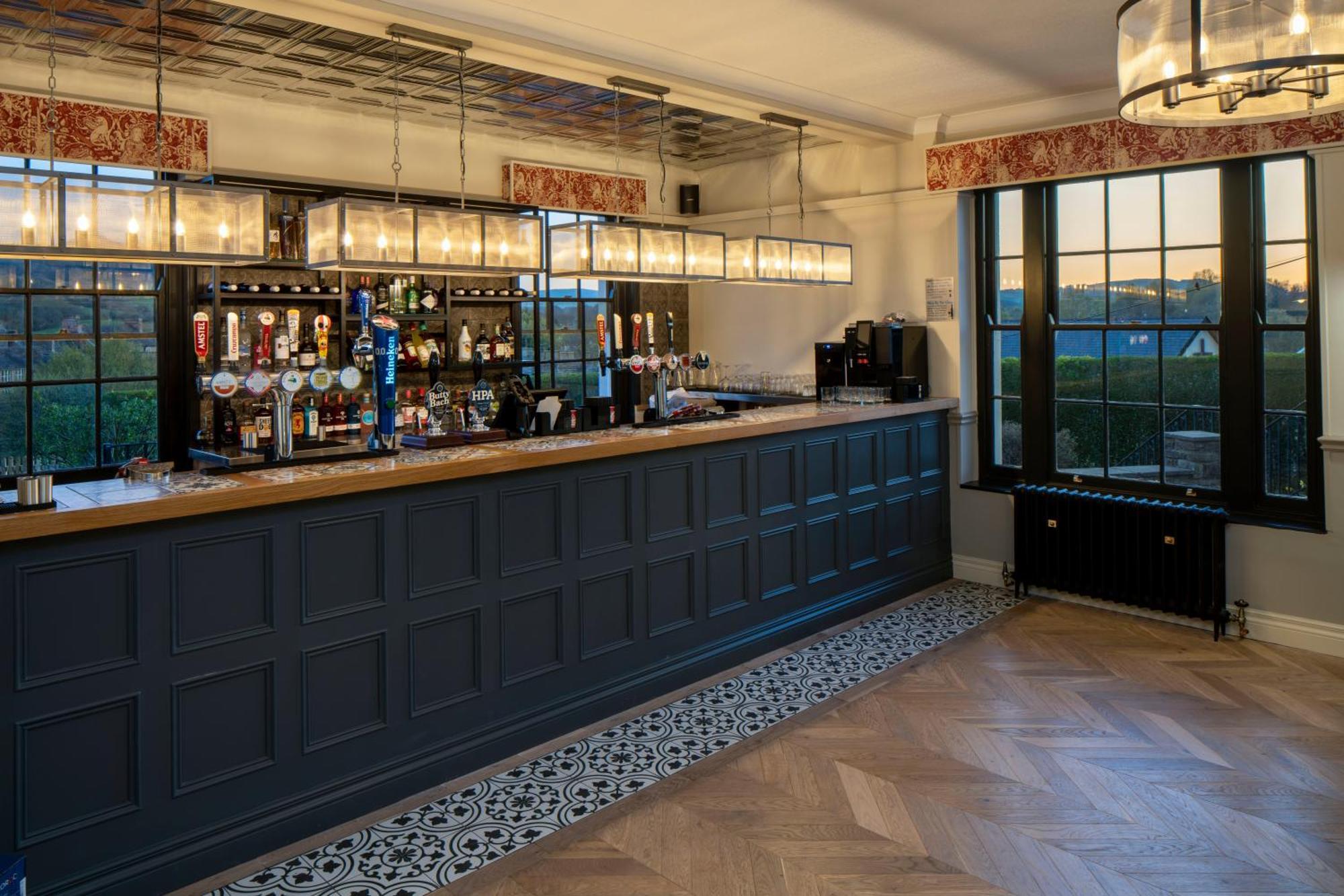 The Castle Of Brecon Hotel, Brecon, Powys المظهر الخارجي الصورة